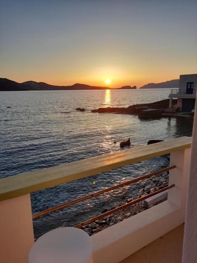 Milos By The Sea - Eco House Plaka  Ngoại thất bức ảnh