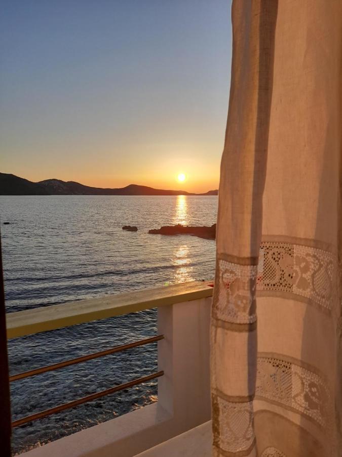 Milos By The Sea - Eco House Plaka  Ngoại thất bức ảnh
