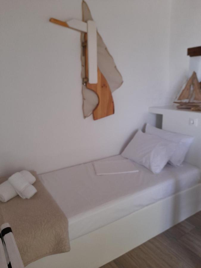 Milos By The Sea - Eco House Plaka  Ngoại thất bức ảnh